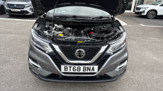 Nissan Qashqai 1.3 DiG-T Tekna 5dr Petrol Hatchback